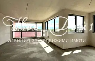 Тристаен апартамент в Пловдив, Христо Смирненски