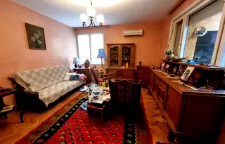 Тристаен апартамент в Благоев, Идеален център