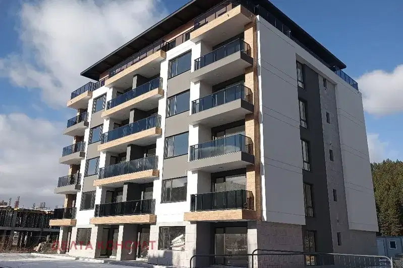 3-bedroom apartment in Pernik, Iztok