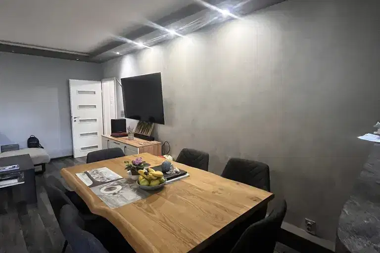 3-bedroom apartment in Pernik, Iztok