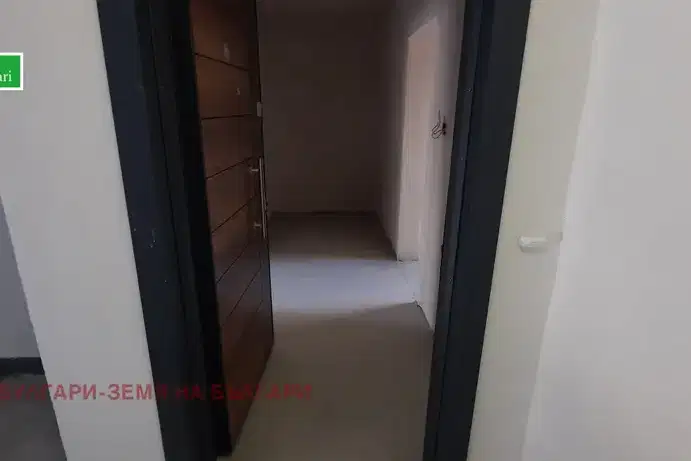 3-bedroom apartment in Pernik, Iztok