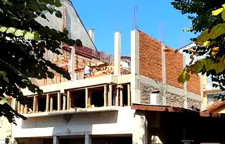 Тристаен апартамент във Варна, Колхозен пазар
