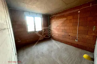 Тристаен апартамент в Пловдив, Коматевски възел