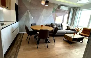 Тристаен апартамент в София, Красна поляна 2