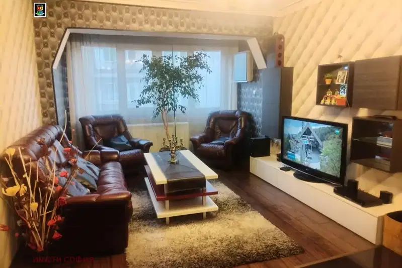 3-bedroom apartment in Sofiya, Krasna Polyana 2