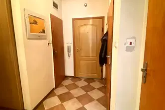 Тристаен апартамент в София, Кръстова вада