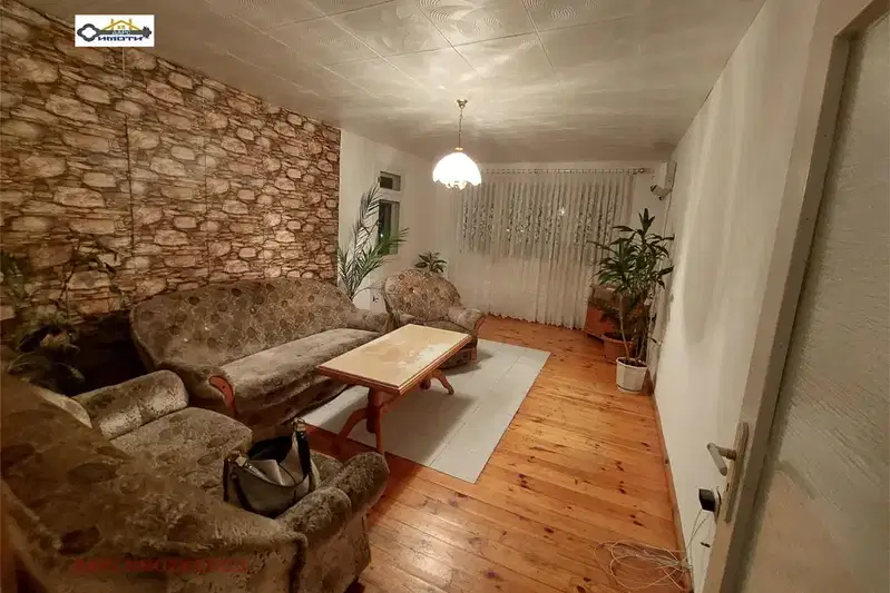 Тристаен апартамент в Пловдив, Кючук Париж