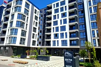 Тристаен апартамент в Бургас, Мадика