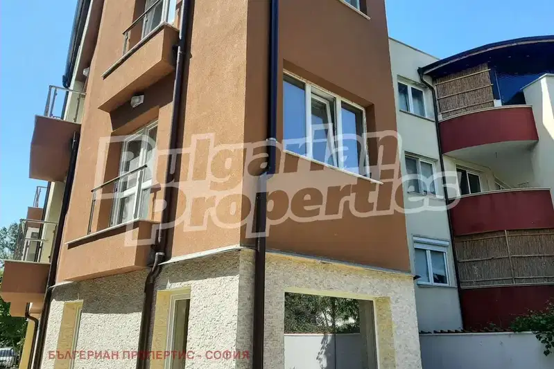 3-bedroom apartment in Sofiya, Manastirski Livadi