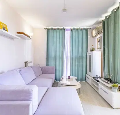 Снимка 3 — Тристаен апартамент в София, Младост 4
