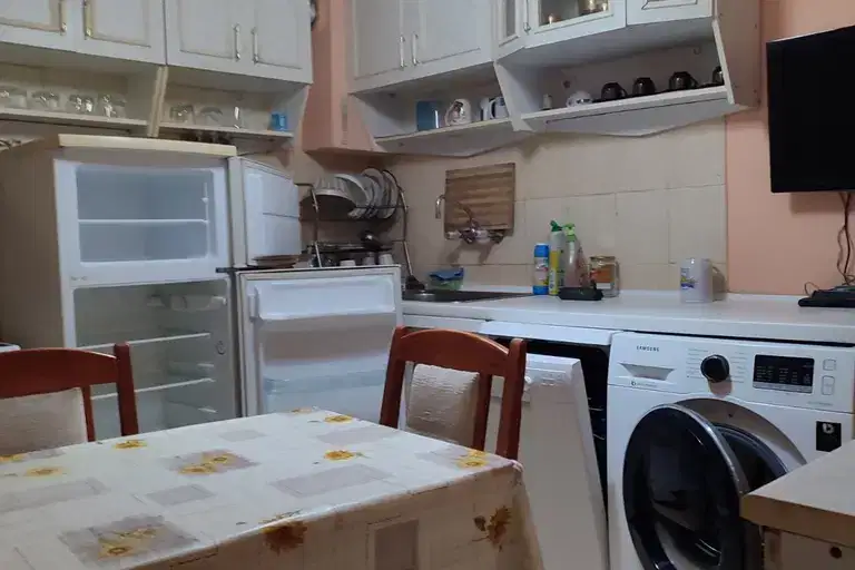 3-bedroom apartment in Sofiya, Nadejda 4