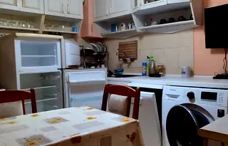 Тристаен апартамент в София, Надежда 4