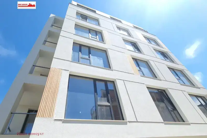 3-bedroom apartment in Plovdiv, Ostromila