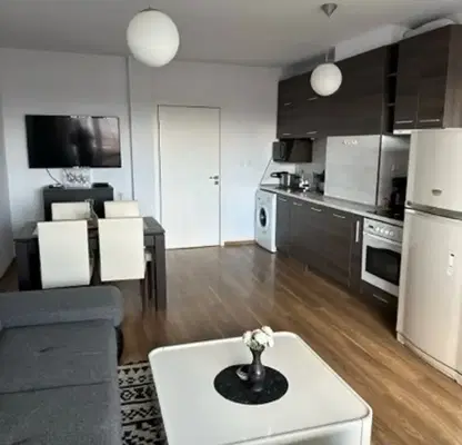 Photo 3 — 3-bedroom apartment in Raz, Osvobozhdenie