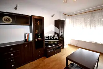 Тристаен апартамент в Хасково, Овчарски