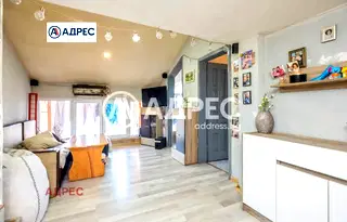 Тристаен апартамент във Варна, Погреби