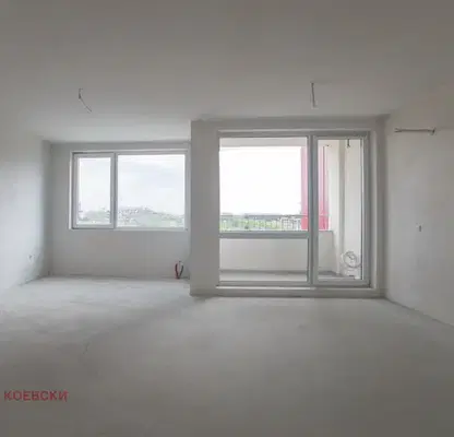 Photo 2 — 3-bedroom apartment in Sofiya, Serdika