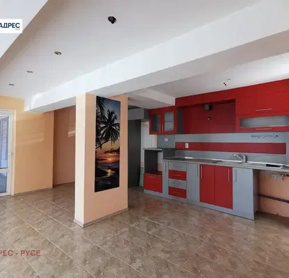 Photo 2 — 3-bedroom apartment in Ruse, Shirok Centyr