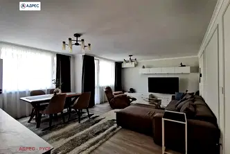 Тристаен апартамент в Русе, Широк център