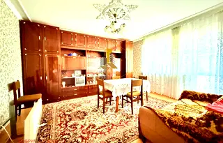 Тристаен апартамент в Добрич, Строител
