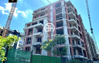 Тристаен апартамент в София, Сухата река