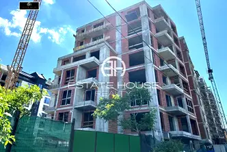 Тристаен апартамент в София, Сухата река