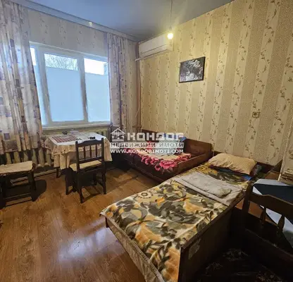 Снимка 2 — Тристаен апартамент в Пловдив, Тракия