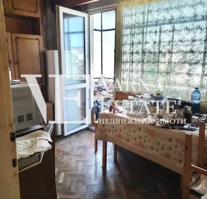 Снимка 4 — Тристаен апартамент във Варна, Трошево