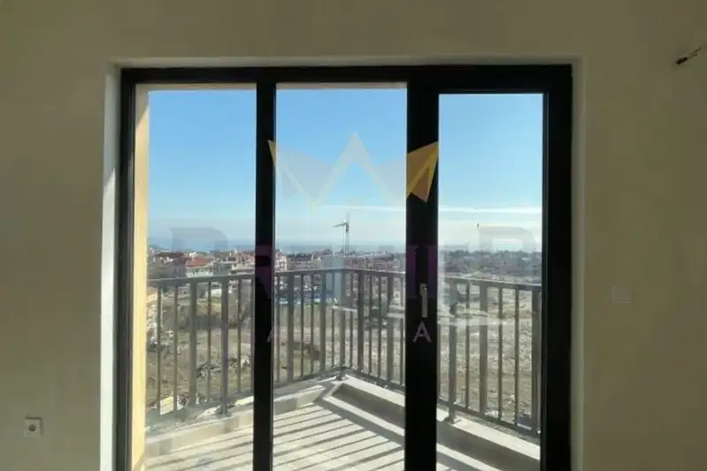 3-bedroom apartment in Varna, Vinica
