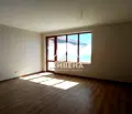 Снимка 3 — Тристаен апартамент във Варна, Виница