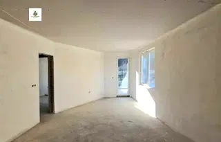 Тристаен апартамент във Варна, Виница
