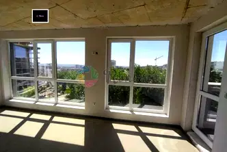 Тристаен апартамент във Варна, Възраждане 2