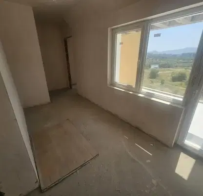 Photo 3 — 3-bedroom apartment in Kyrdjali, Vyzrojdenci