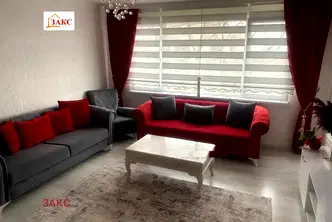 Тристаен апартамент в Кърджали, Възрожденци