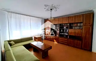 Тристаен апартамент в Кърджали, Възрожденци