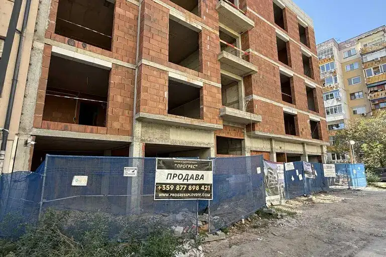 3-bedroom apartment in Plovdiv, Yujen