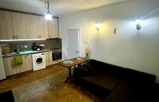 Просторен 3-стаен апартамент с паркинг в Западен, Пловдив