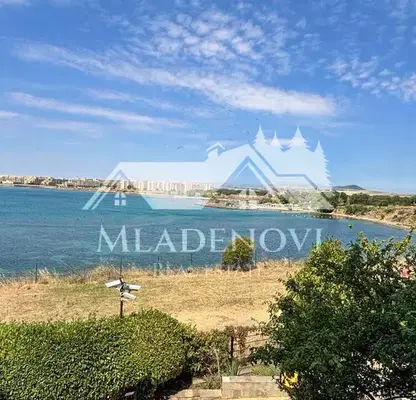 Photo 4 — 3-bedroom apartment in Oblast Burgas, Aheloi