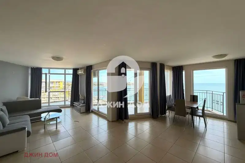 3-bedroom apartment in Oblast Burgas, Aheloi