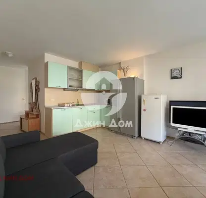 Photo 3 — 3-bedroom apartment in Oblast Burgas, Aheloi