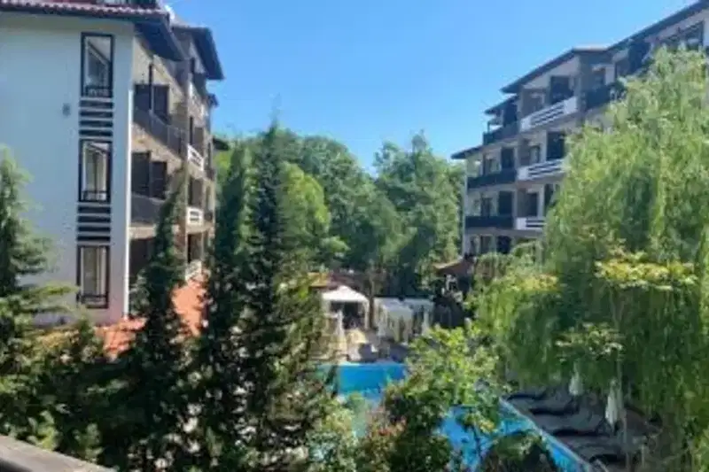 Тристаен апартамент в Бургас, Приморско