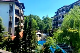 Тристаен апартамент в Бургас, Приморско