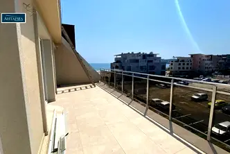Тристаен апартамент в Бургас, Созопол