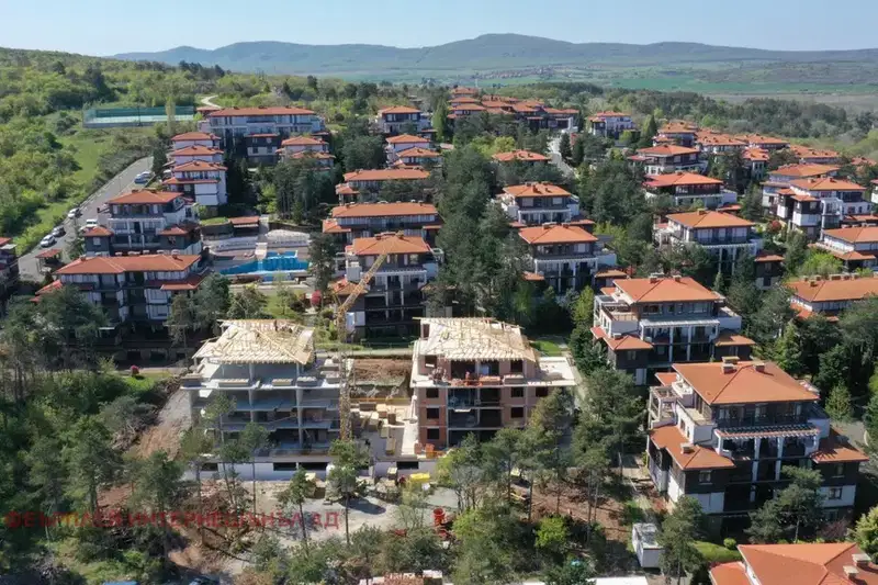 Тристаен апартамент в Бургас, Созопол
