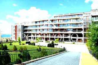 Тристаен апартамент в Бургас, Свети Влас