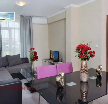 Снимка 3 — Тристаен апартамент в Бургас, Свети Влас