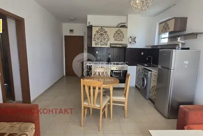 Тристаен апартамент в Бургас, к.к. Слънчев бряг
