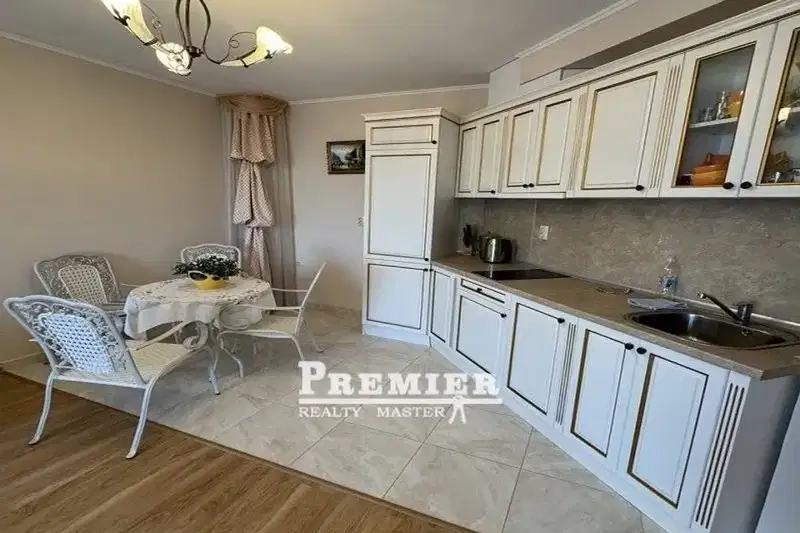 3-bedroom apartment in Oblast Burgas, Slynchev Bryag
