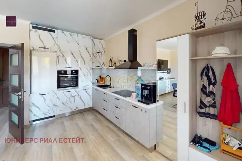 3-bedroom apartment in Burgas, Kosharica
