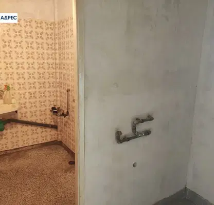 Снимка 5 — Тристаен апартамент в Пловдив, Карлово